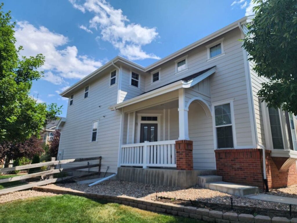 Roof replacement contractor in Fort Collins Colorado